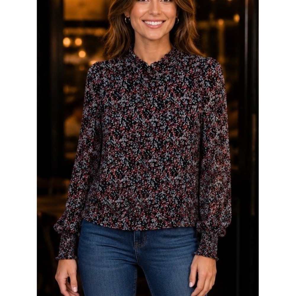 Evereve Womens Blouse Floral XS Smocked Cuff Mock Neck Sheer Chiffon Top Black